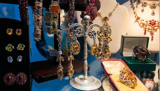 Antique & Vintage Jewellery