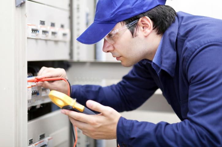 licensed electrician requirements